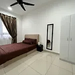 Putra Homestay, Presint 15, Near Alamanda Mall & Presint Diplomatik